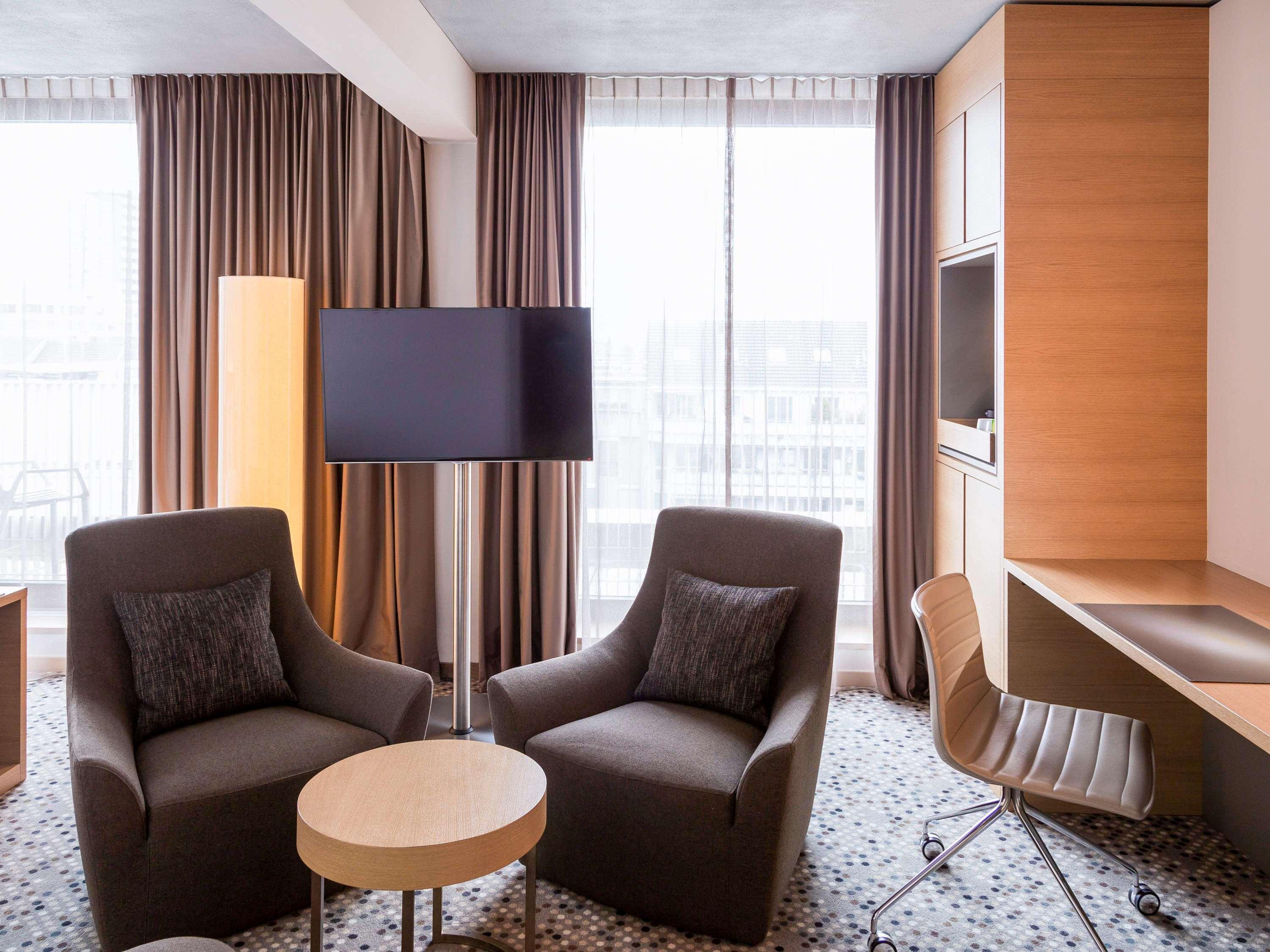 Pullman Europe 4*